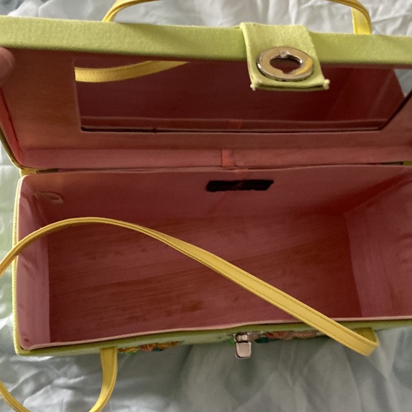 Jeannie Lottie green purse - Picture 7 of 10